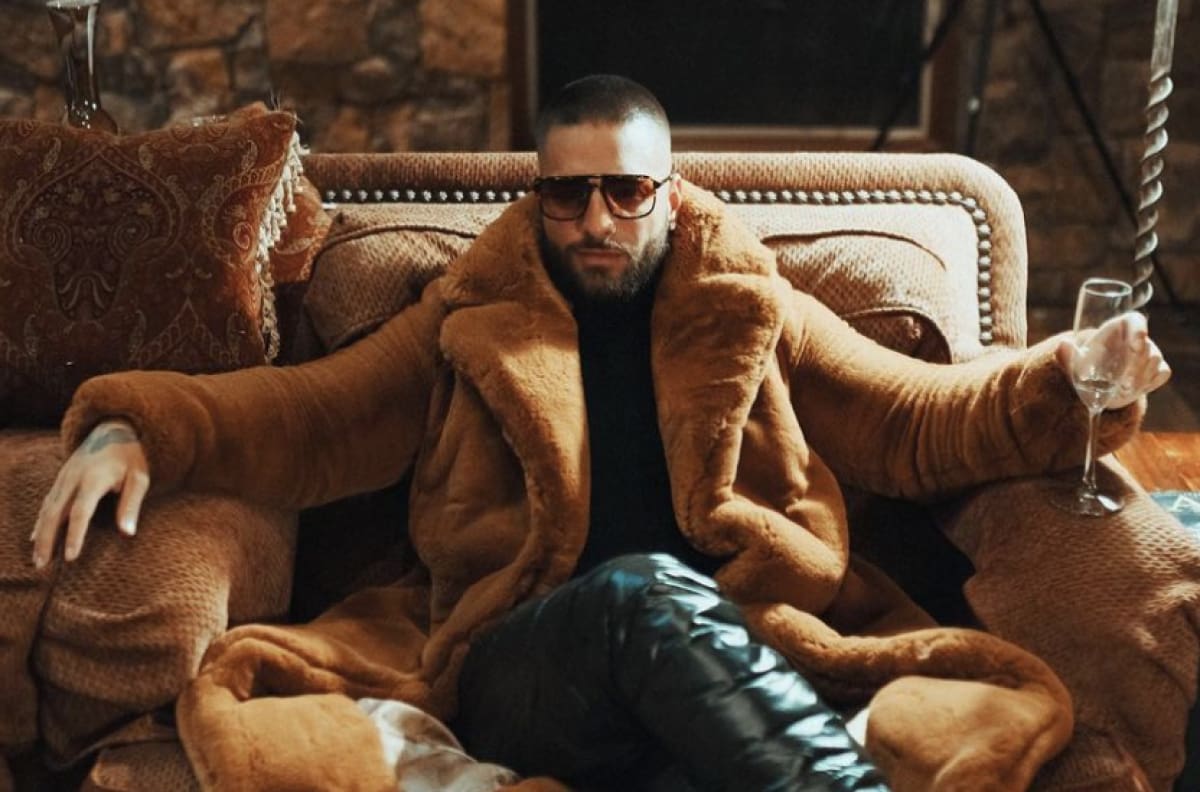 Maluma llega a Japón y vive un encuentro emotivo con sus fans