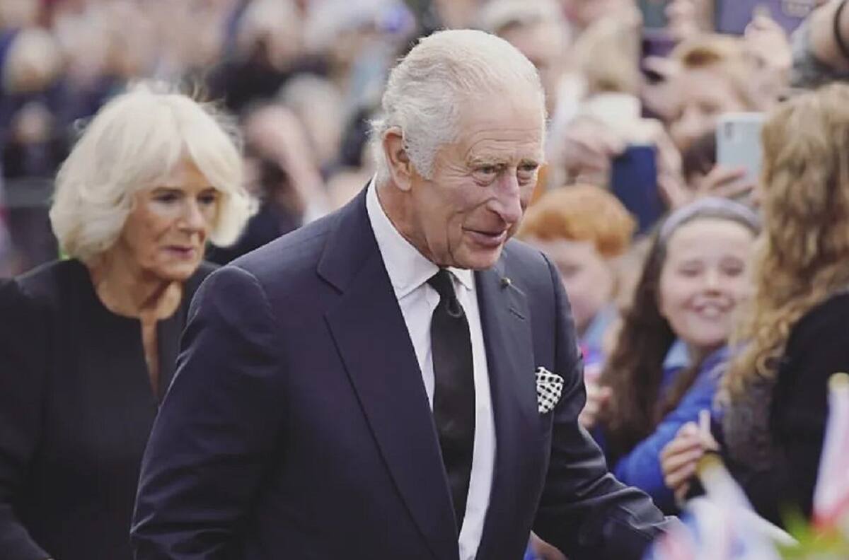 Rey Carlos III: revelan las monedas conmemorativas que también honran a la fallecida reina Isabel II