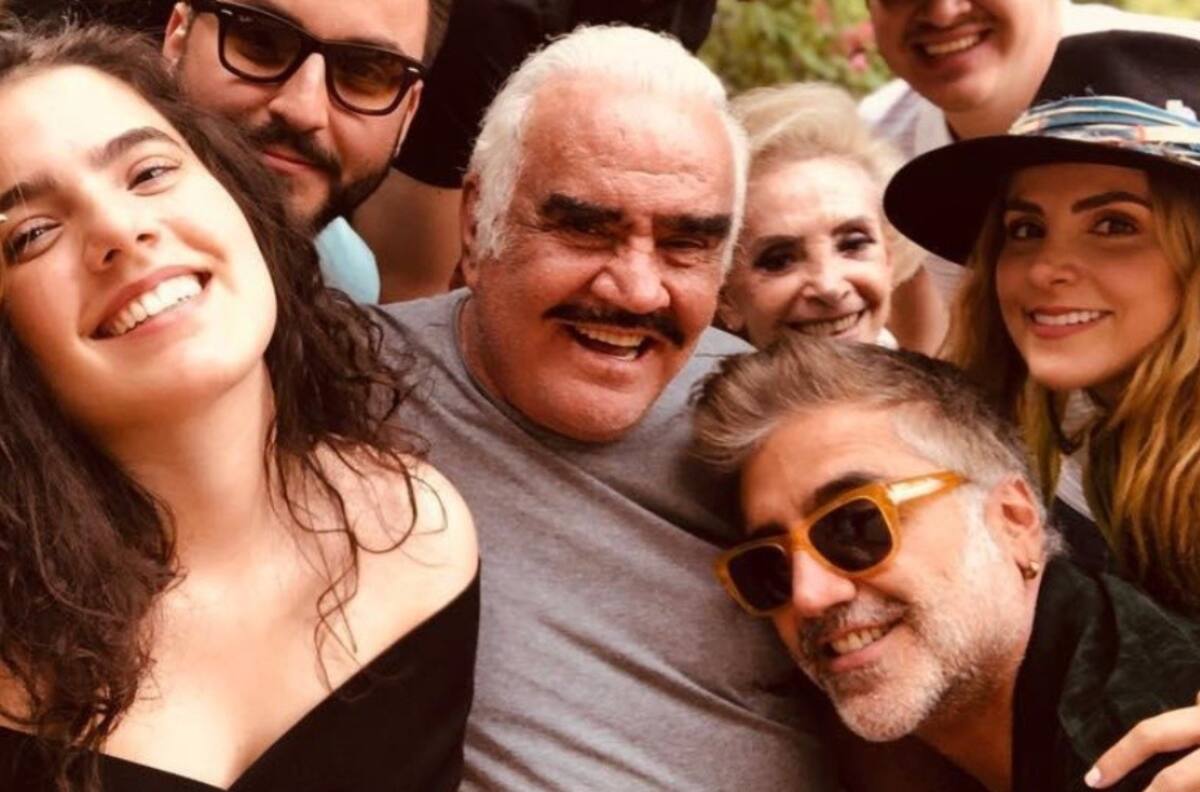 "Mi tata es el mayor de los guerreros": Camila Fernández confirma evolución de Vicente Fernández