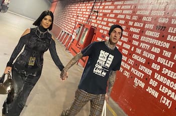 Kourtney Kardashian y Travis Barker le dan la bienvenida a su primer hijo juntos