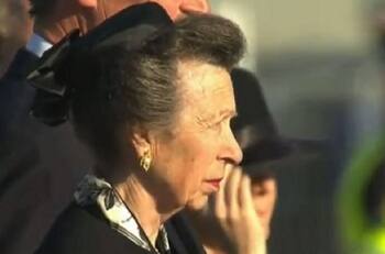 Princesa Anne y su larga procesión para despedir a su madre la reina Isabel