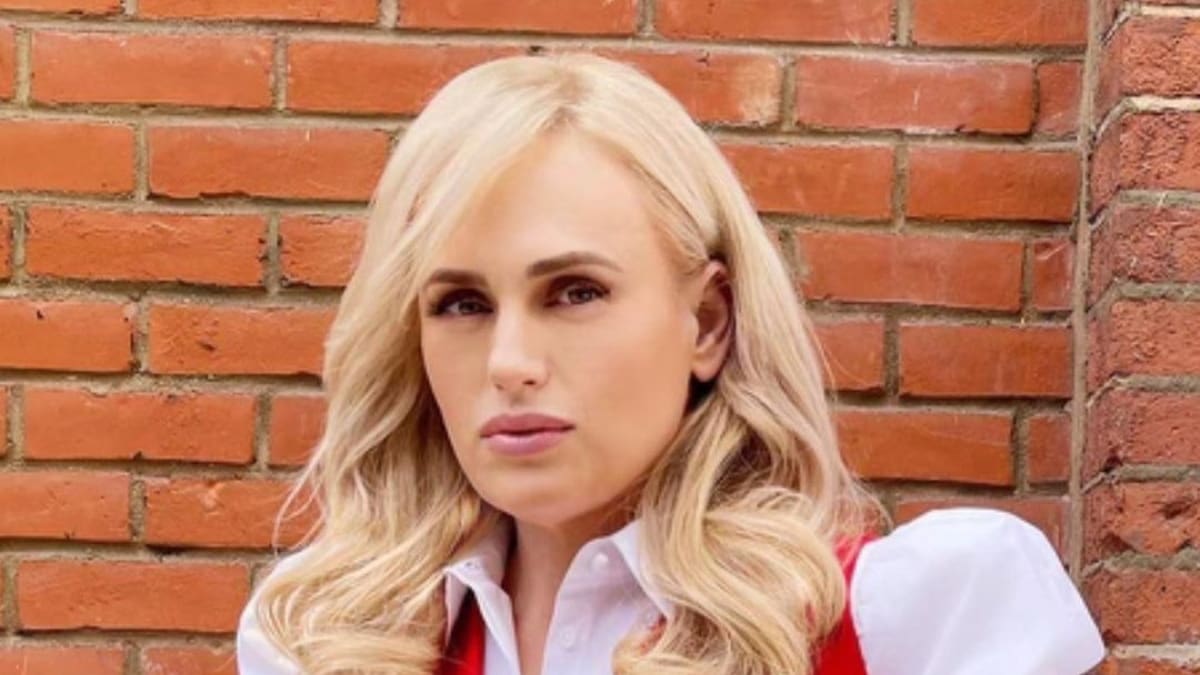 "Te amo Britney Spears": Rebel Wilson rindió tributo a la Princesa del Pop recreando look de clásico video