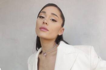 Ariana Grande ya quiere ser mamá; se dice está buscando embarazarse