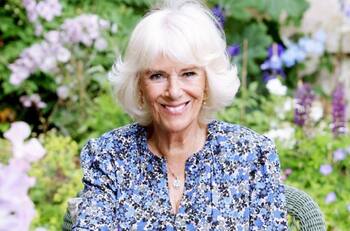 La Reina Isabel II celebra el cumpleaños de Camilla Parker-Bowles con frío mensaje