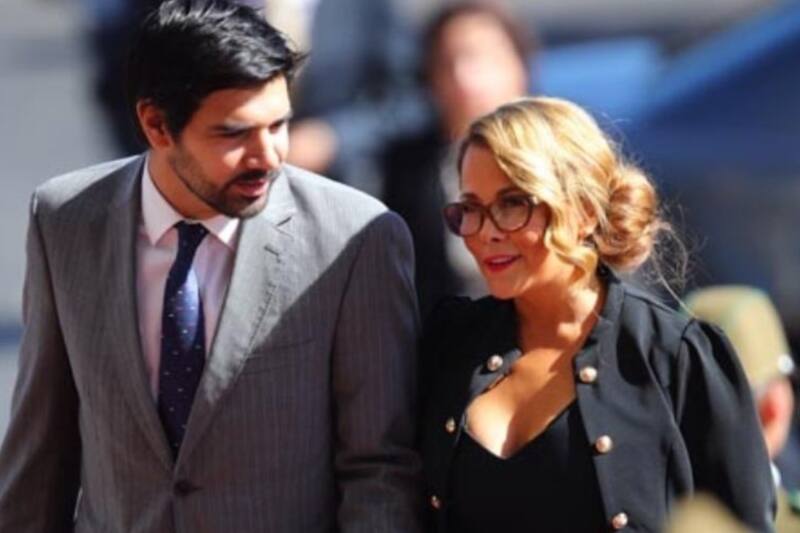 Joaquín Lavín Jr. salió en defensa de Cathy Barriga.