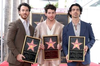 Malti, la hija de Priyanka Chopra y Nick Jonas, aparece por primera vez en público