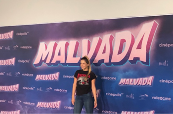 Michelle Renaud habla sobre su primer beso lésbico ¿Que opina su novio?