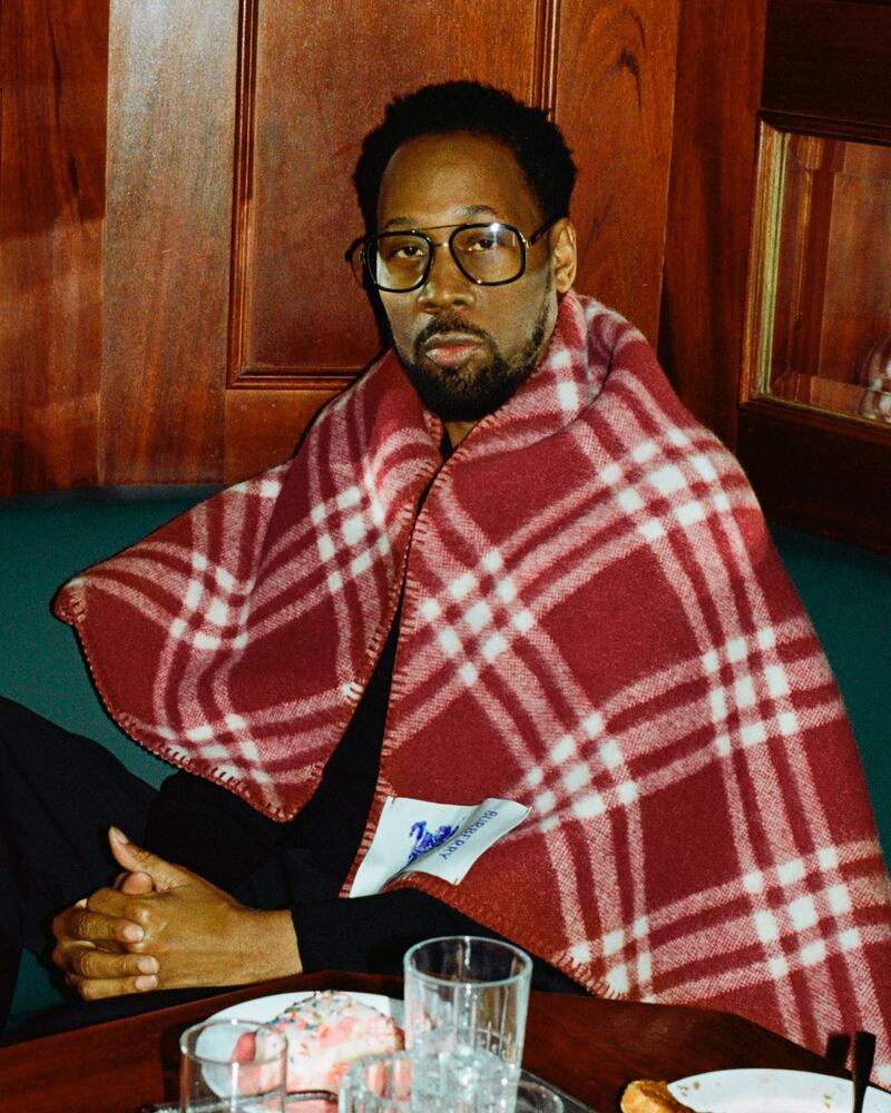 RZA es Harry Mansell en "Nadie"