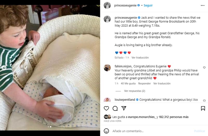 La princesa de York también compartió una foto del primer encuentro de sus dos hijos.