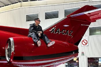 Eduin Caz cumple unos de sus sueños antes de sus shows en el Foro Sol: se compró un avión privado