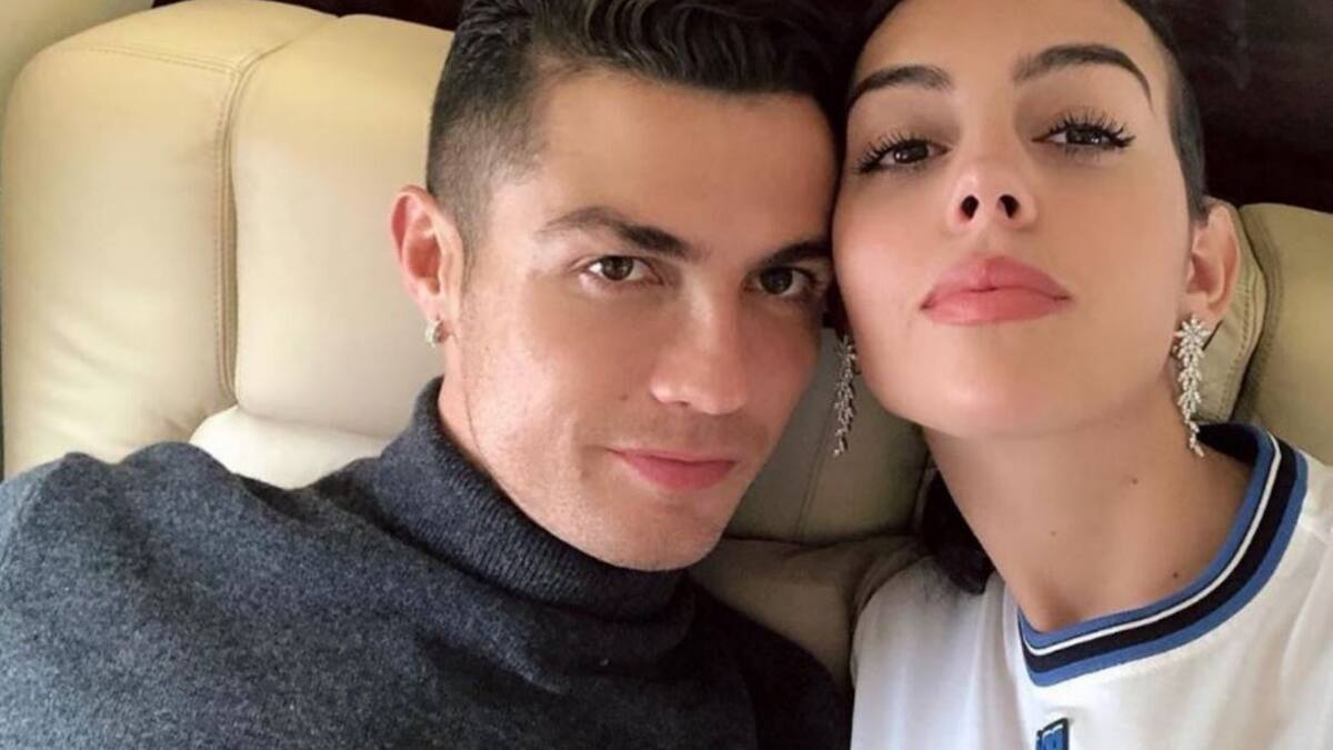 Critican a Georgina y Cristiano por poner un arete de diamantes a su hijo Mateo, de 5 años