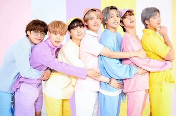 Fans de BTS logran hacer ruido en concierto tras la prohibición en Corea del Sur de gritar