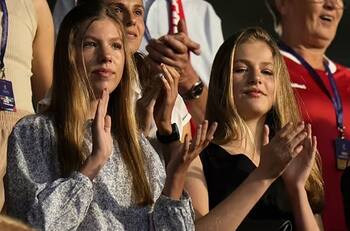 Princesa Leonor y la infanta Sofía disfrutan triunfo de España en la Eurocopa femenina