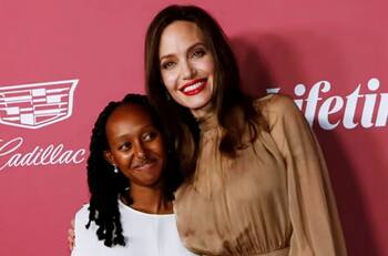 Angelina Jolie se reencuentra con su hija Zahara a dos meses de dejarla en la universidad