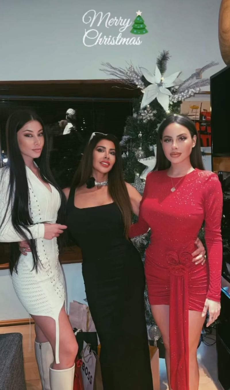 TiempoX te muestra distintas fotografías de famosos chileno celebrando esta festividad junto a sus seres queridos en sus mejores trajes.