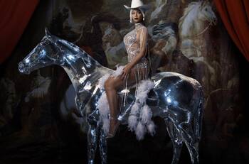 Beyoncé publica tierna selfie con sus tres hijos durmiendo para agradecerles por Renaissance