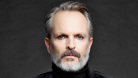 Miguel Bosé y Nacho Palau disfrutan juntos de unas vacaciones con sus hijos