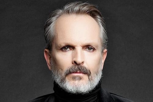 Miguel Bosé y Nacho Palau disfrutan juntos de unas vacaciones con sus hijos