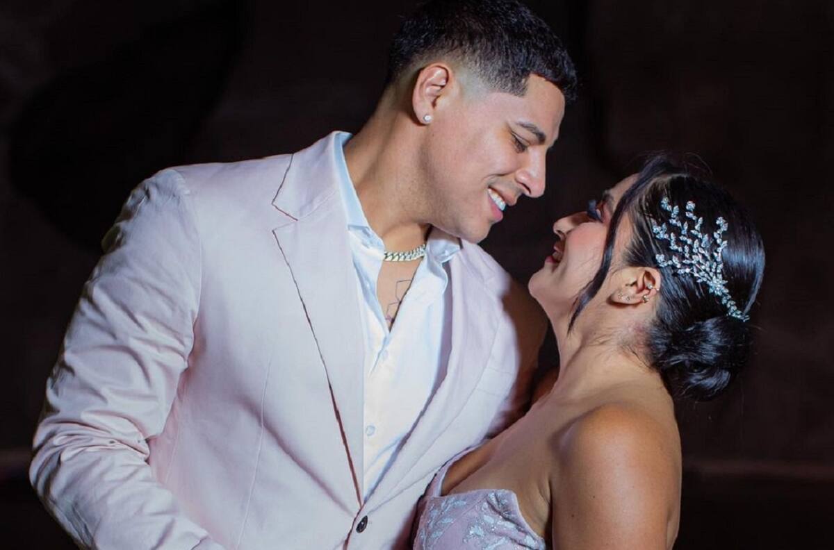 Eduin Caz deja atrás los rumores de infidelidad con escapada romántica