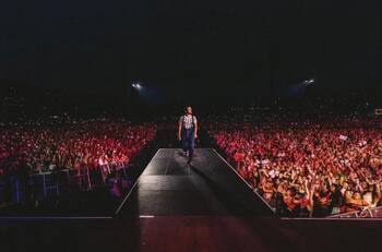 Harry Styles ayudó a fan a salir del clóset en su concierto en Londres