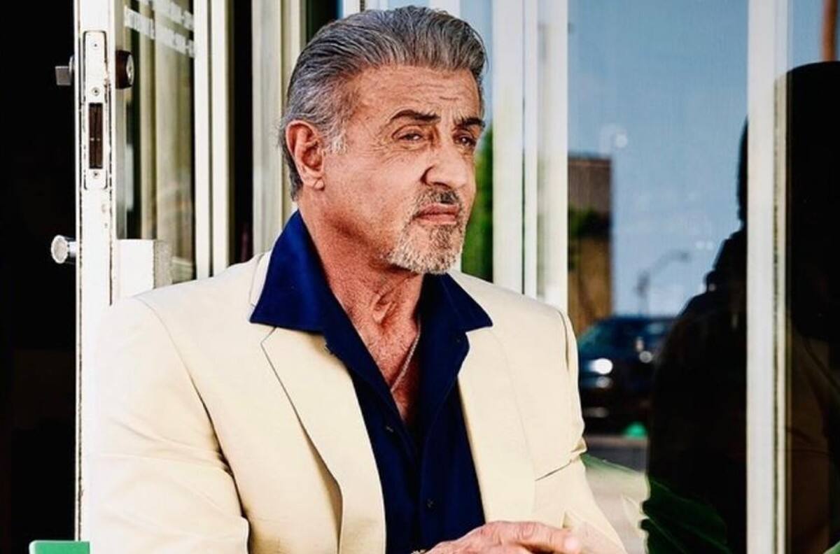 Captan a Sylvester Stallone paseando junto a una misteriosa mujer en Italia