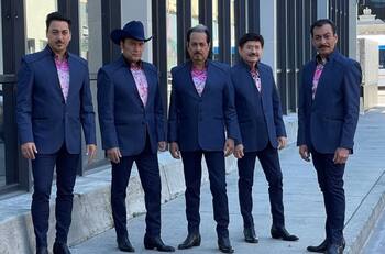 Los Tigres del Norte se visten de luto