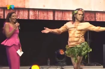 “¡No al aborto…!”: El tenso momento en que Karla Constant despidió del escenario a Arturo Ruiz-Tagle en Puerto Montt