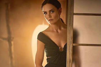 Katie Holmes estrena novio, 10 años menor que ella. Mira sus primeras fotos juntos