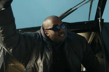 Kanye West aparece en comercial de McDonald’s para la Super Bowl LVI