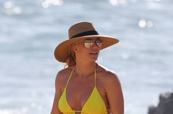 Britney Spears se destapa en redes y muestra su derriére al natural