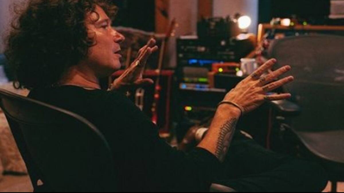 Enrique Bunbury anuncia su regreso a la música con nuevo disco