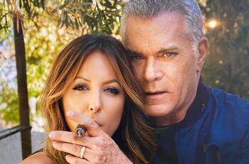 Prometida de Ray Liotta rompe el silencio a un mes de la muerte del actor