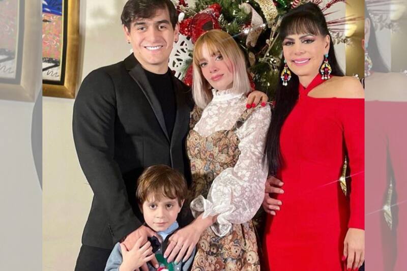 A Julián Figueroa le sobreviven su madre, Maribel Guardia, su esposa Imelda Garza y su hijo - Créditos: Instagram
