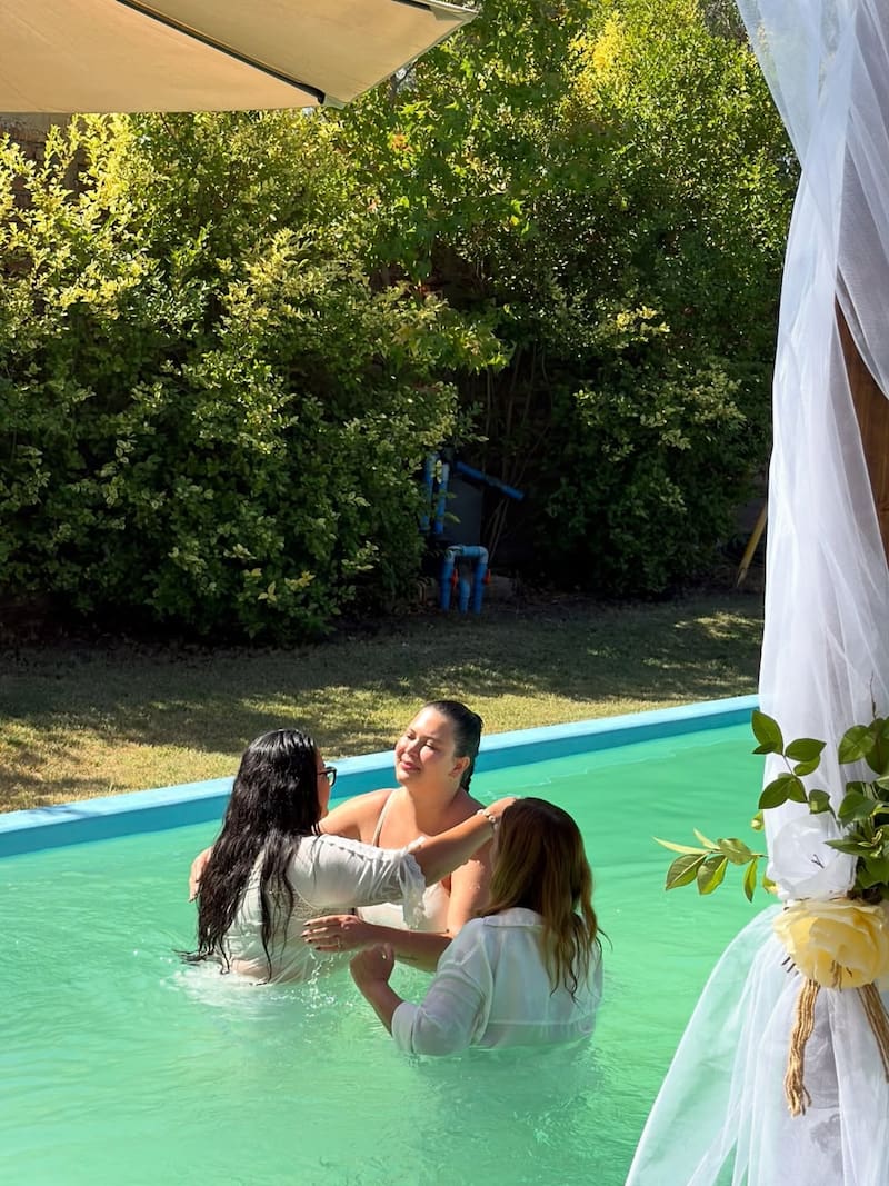 La ex Fiebre de Baile se bautizó.