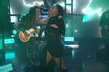 Anitta sorprende asegurando que los Bengals ganarán el Super Bowl porque "uno de mis hombres juega allí"