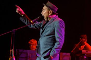 Rubén Blades inicia gira y pide vacunarse contra Covid-19