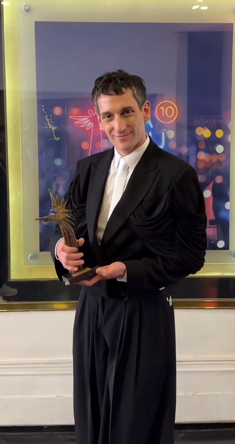 Gabriel Urzúa
Foto: Instagram @premioscaleuche