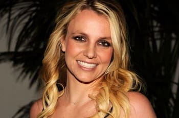 Mamá de Britney Spears le pide a la cantante más de 650 mil dólares por gastos legales