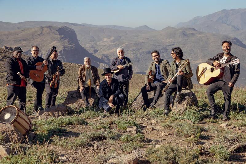 En conversación exclusiva con TiempoX, el integrante de la histórica banda contó como ha sido el trabajo junto a Giulio Wilson, músico italiano.