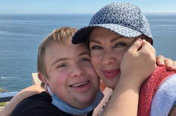 Lety Calderón publica tierno video de su hijo Luciano celebrando su cumpleaños número 19