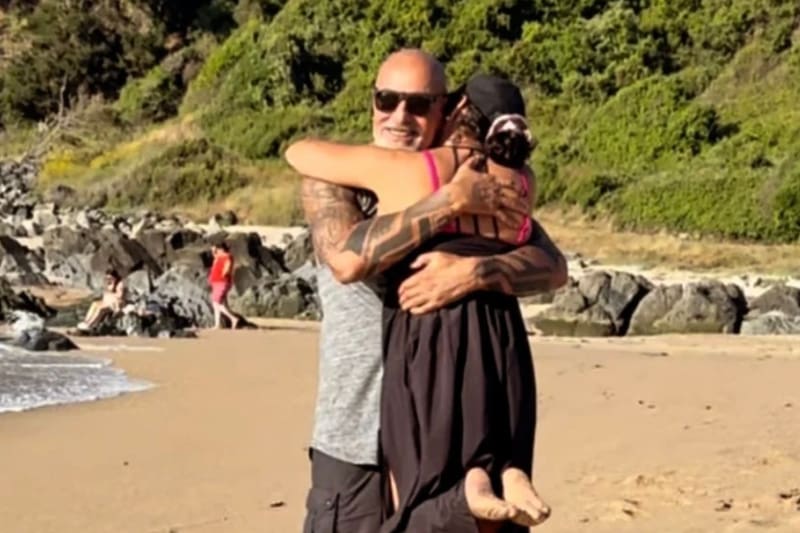 Anunció su matrimonio con galán turco.