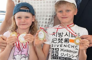 Mellizos de la princesa Charlène sorprenden con un reconocimiento muy especial