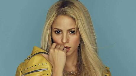 Shakira sufre la "traición" a manos de su gran amigo Carlos Vives y esta sería la razón