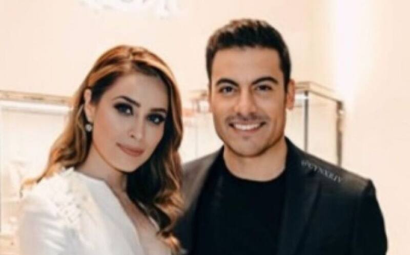 La reacción del bebé al escuchar a la voz de Carlos Rivera Cynthia Rodríguez y Carlos Rivera - Créditos: Instagram