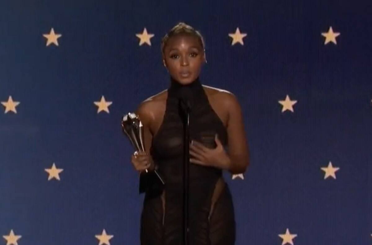 Janelle Monáe se lució con inspirador discurso y vestido traslucido en los Critics Choise Awards