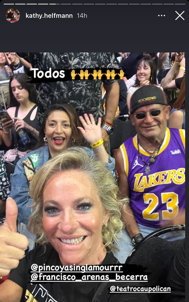 Jennifer Galvarini y Francisco Arenas junto a la mamá de Raimundo Cerda