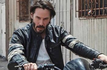 El conmovedor gesto de Keanu Reeves con una fan de 80 años