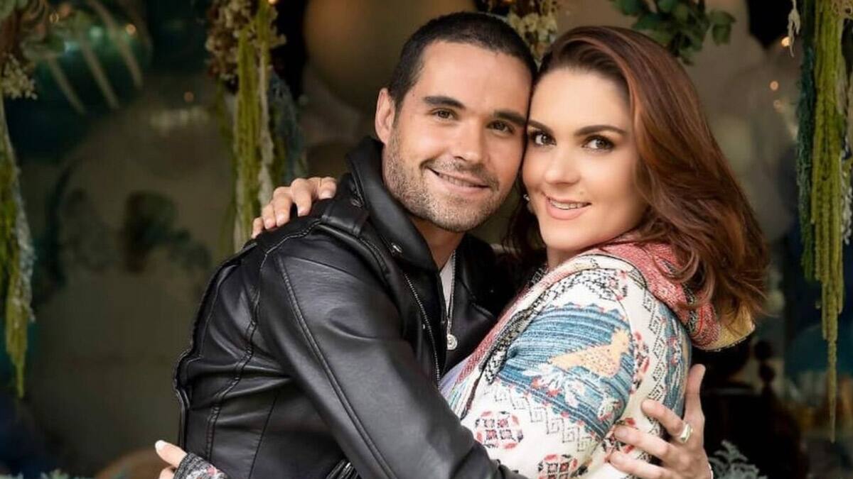 Zoraida Gómez defiende a su hermano Eleazar Gómez, quien estuvo preso por agredir a su ex