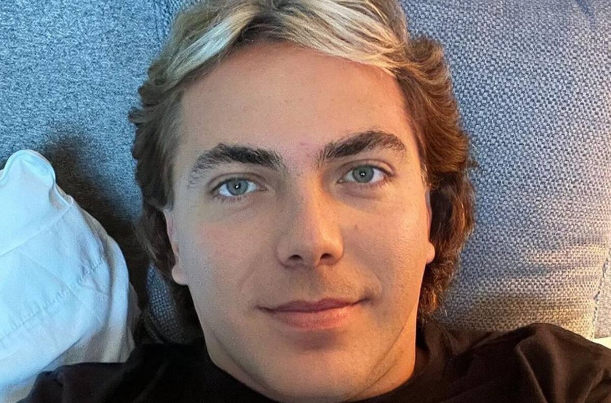 Cristian Castro liga al estilo de David Zepada, filtran supuestos mensajes que le mandó a una joven