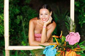 Pampita celebra su cumpleaños en paradisiaca playa brasileña